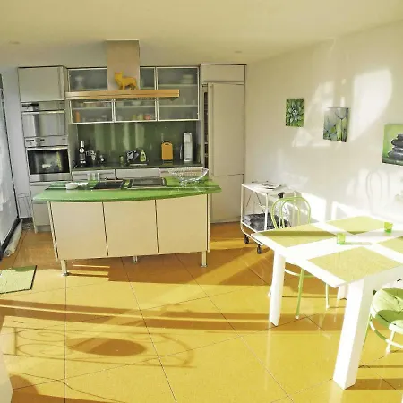 Casa Collina App 8181